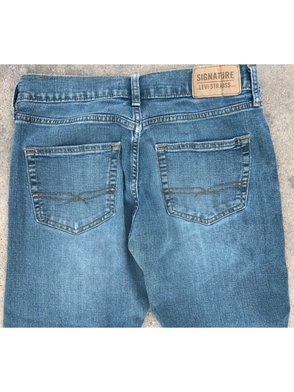 Levis Signature Straight Denim Blue Jeans Mens 30X30 Medium Wash  Faded Thighs